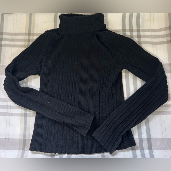 GIRLS CLOTHING BUNDLE SIZE 10/12 FLARED LEGGINGS GRINCH PJS ROOTS JOGGERS UMBRO - Picture 15 of 15